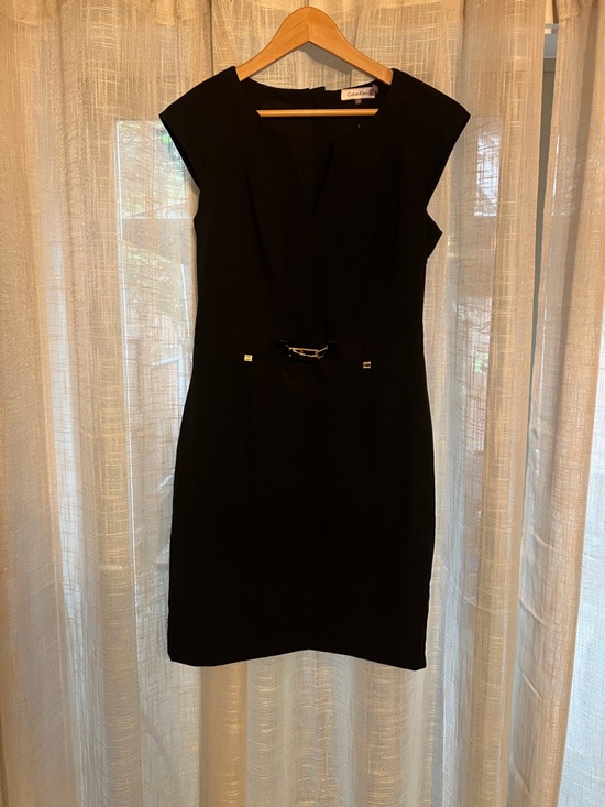 Calvin Klein Dresses & Skirts - Calvin Klein Black Cap-Sleeve Sheath with Waist Buckle